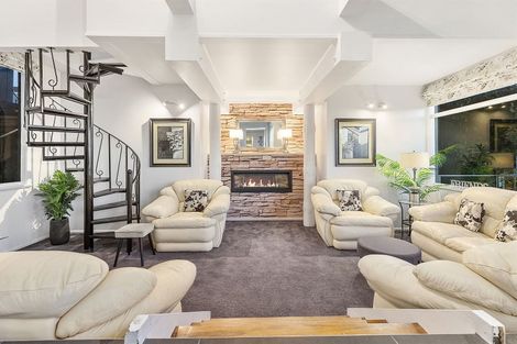 Photo of property in 29 The Track, Plimmerton, Porirua, 5026