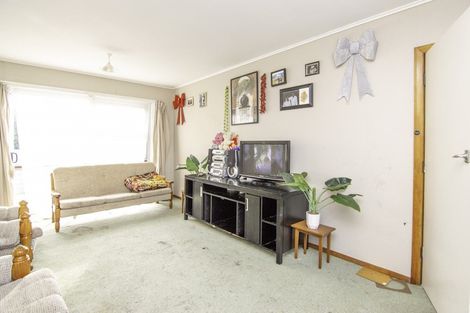 Photo of property in 7 Renfrew Place, Highbury, Palmerston North, 4412