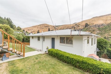 Photo of property in 36 Evans Pass Road, Sumner, Christchurch, 8081
