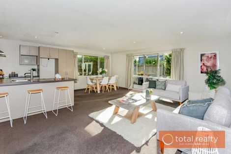 Photo of property in 4 Annies Lane, Aidanfield, Christchurch, 8025
