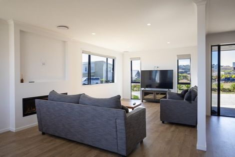 Photo of property in 2 Tunarau Street, Raglan, 3225