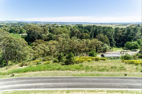 Photo of property in 90 Oak Road, Poraiti, Napier, 4112