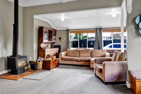 Photo of property in 20 Douglas Street, Hawera, 4610