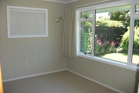 Photo of property in 19 Gillies Avenue, Taupo, 3330