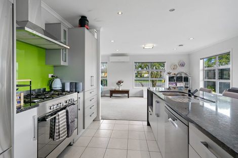 Photo of property in 18 Tulip Drive, Cambridge, 3434