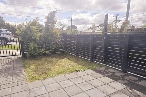 Photo of property in 2/66 Metcalfe Road, Ranui, Auckland, 0612