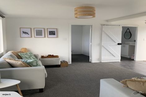 Photo of property in 145 Rangatira Drive, Mangakino, 3421