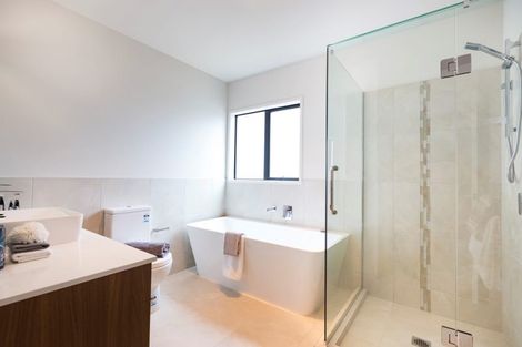 Photo of property in 35 Laly Haddon Place, Matakana, Warkworth, 0985