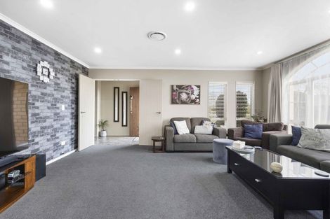 Photo of property in 4 Woodham Place, Rototuna North, Hamilton, 3210