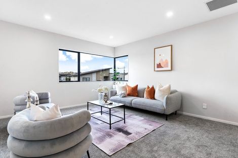 Photo of property in 6 La Bella Road, Hobsonville, Auckland, 0616