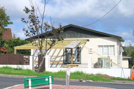 Photo of property in 55a View Road, Henderson, Auckland, 0612