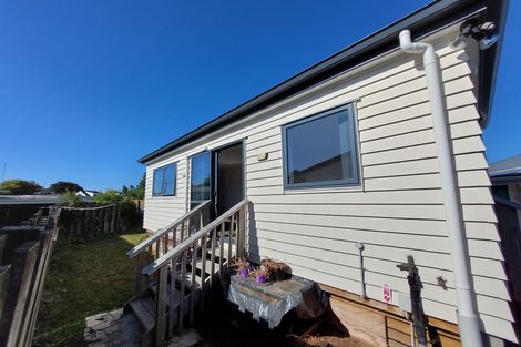 Photo of property in 16 Ruth Street, Manurewa, Auckland, 2102