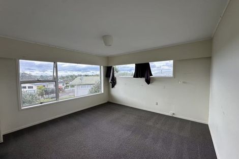 Photo of property in 10 Bendale Place, Papatoetoe, Auckland, 2025