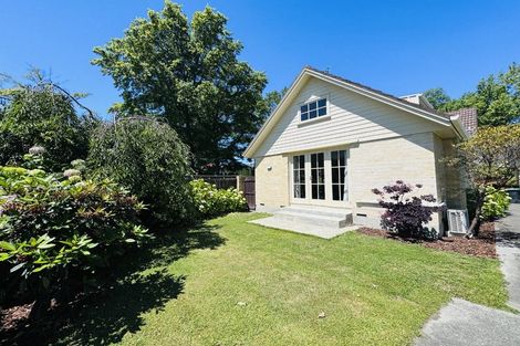 Photo of property in 37 Helmores Lane, Merivale, Christchurch, 8014