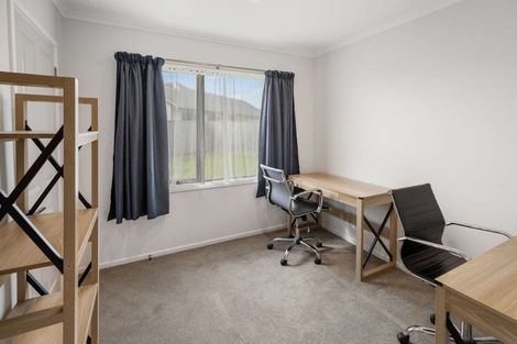 Photo of property in 28 Magnolia Crescent, Tawhero, Whanganui, 4501