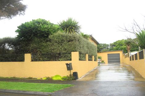 Photo of property in 21 Mace Street, Waitara, 4320