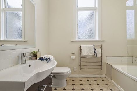 Photo of property in 742 Highgate, Maori Hill, Dunedin, 9010