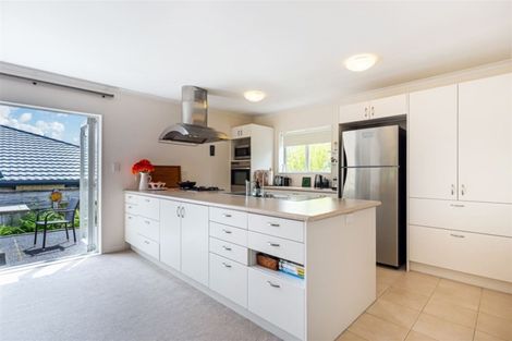 Photo of property in 79 Nimstedt Avenue, Oteha, Auckland, 0632