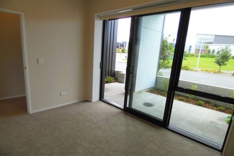 Photo of property in 25 De Havilland Road, Hobsonville, Auckland, 0618