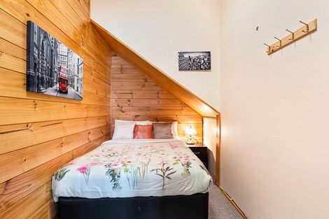 Photo of property in 9a Finlay Grove, Waikawa, Picton, 7220