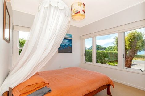 Photo of property in 50 Moana Road, Okitu, Gisborne, 4010