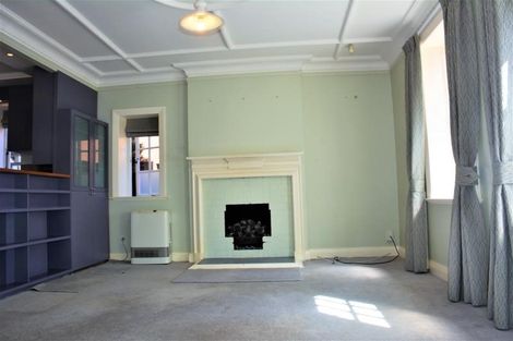 Photo of property in 2/17 Oriental Terrace, Oriental Bay, Wellington, 6011