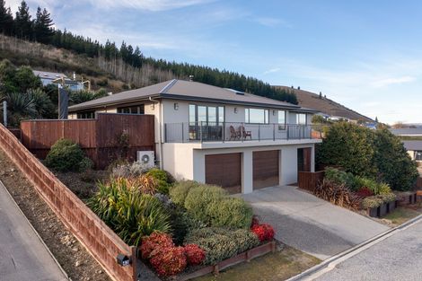 Photo of property in 44 Shields Street, Clyde, 9330