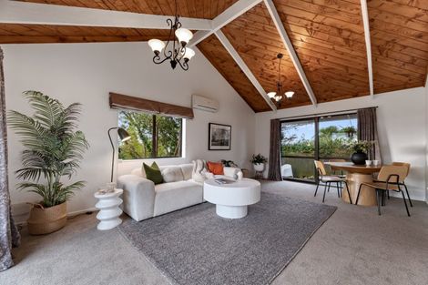 Photo of property in 18 Taylor Street, Ohauiti, Tauranga, 3112