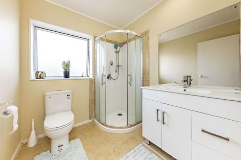 Photo of property in 147 Millhouse Drive, Golflands, Auckland, 2013