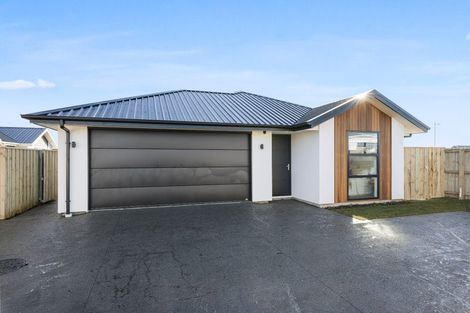 Photo of property in 12 Glendore Drive, Halswell, Christchurch, 8025