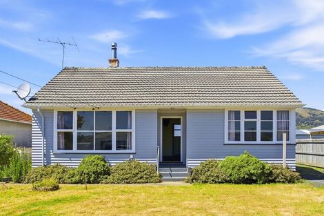 Photo of property in 29 Doon Street, Vauxhall, Dunedin, 9013