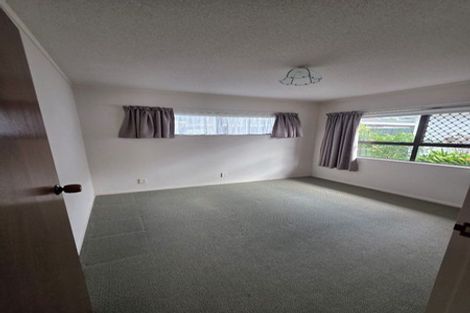 Photo of property in 5 Lillian Street, Belmont, Lower Hutt, 5010