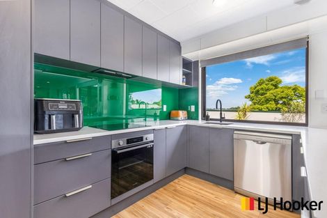 Photo of property in 189 Carnoustie Drive, Wattle Downs, Auckland, 2103