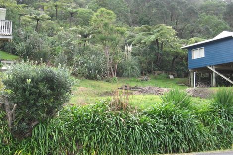 Photo of property in 76 Ocean Beach Road, Tairua, 3508