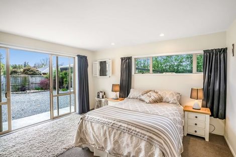 Photo of property in 4 Bluff Street, Coalgate, 7673