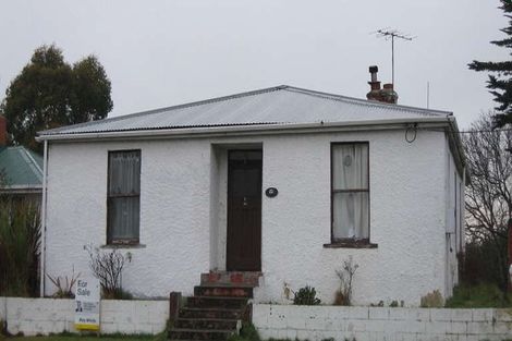 Photo of property in 51 Main Road, Clinton, 9534