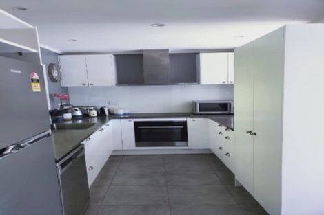 Photo of property in 76 Wyndham Road, Pinehaven, Upper Hutt, 5019