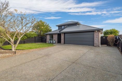 Photo of property in 115 Royal Park Drive, Parklands, Christchurch, 8083