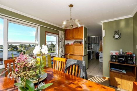 Photo of property in 235 Frankley Road, Frankleigh Park, New Plymouth, 4310