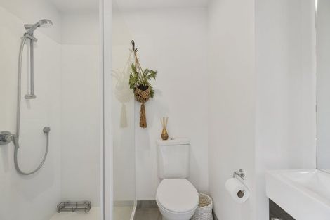 Photo of property in 57 Rua Kai Way, Brooklyn, Wellington, 6021