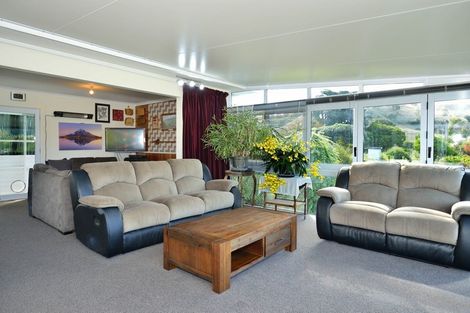Photo of property in 128 Tauwhareparae Road, Tolaga Bay, 4077