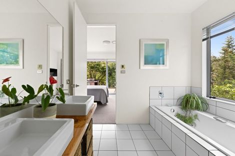 Photo of property in 27a Hikanui Drive, Havelock North, 4130