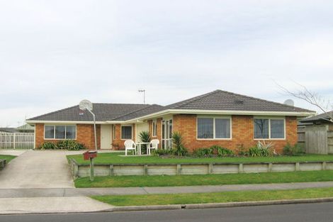 Photo of property in 39 Waiwherowhero Drive, St Andrews, Hamilton, 3200