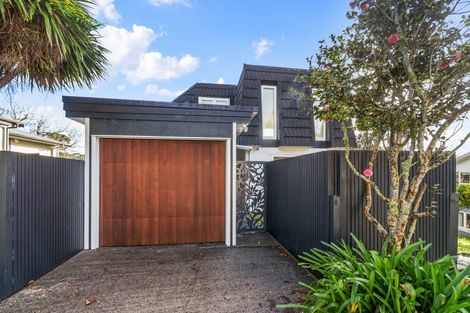 Photo of property in 1/16 Noall Street, Te Atatu Peninsula, Auckland, 0610