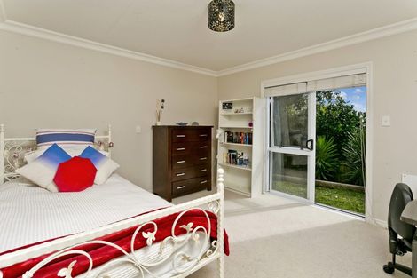 Photo of property in 131a Ocean View Road, Hillcrest, Auckland, 0627