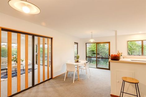 Photo of property in 6 Westgrove Avenue, Avonhead, Christchurch, 8042