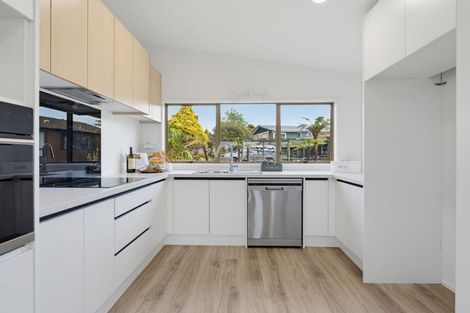 Photo of property in 22 Alastair Avenue, Owhata, Rotorua, 3010