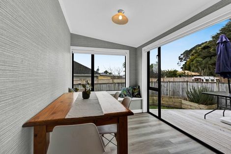 Photo of property in 3 Tupoki Street, Glen Avon, New Plymouth, 4312