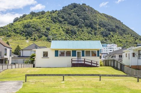 Photo of property in 13 Grace Avenue, Mount Maunganui, 3116