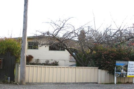 Photo of property in 52 Centennial Avenue, Arrowtown, 9302